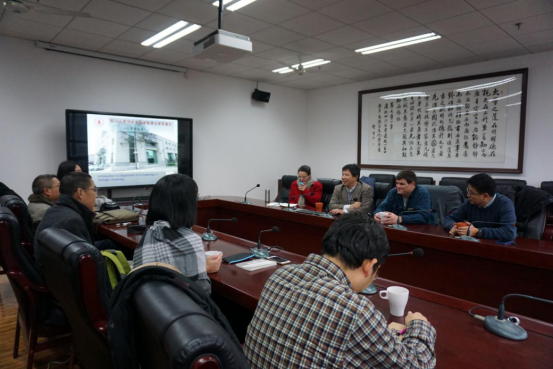 潘甜甜
与圣路易斯华盛顿大学共建考古学联合实验室协议签署845.png